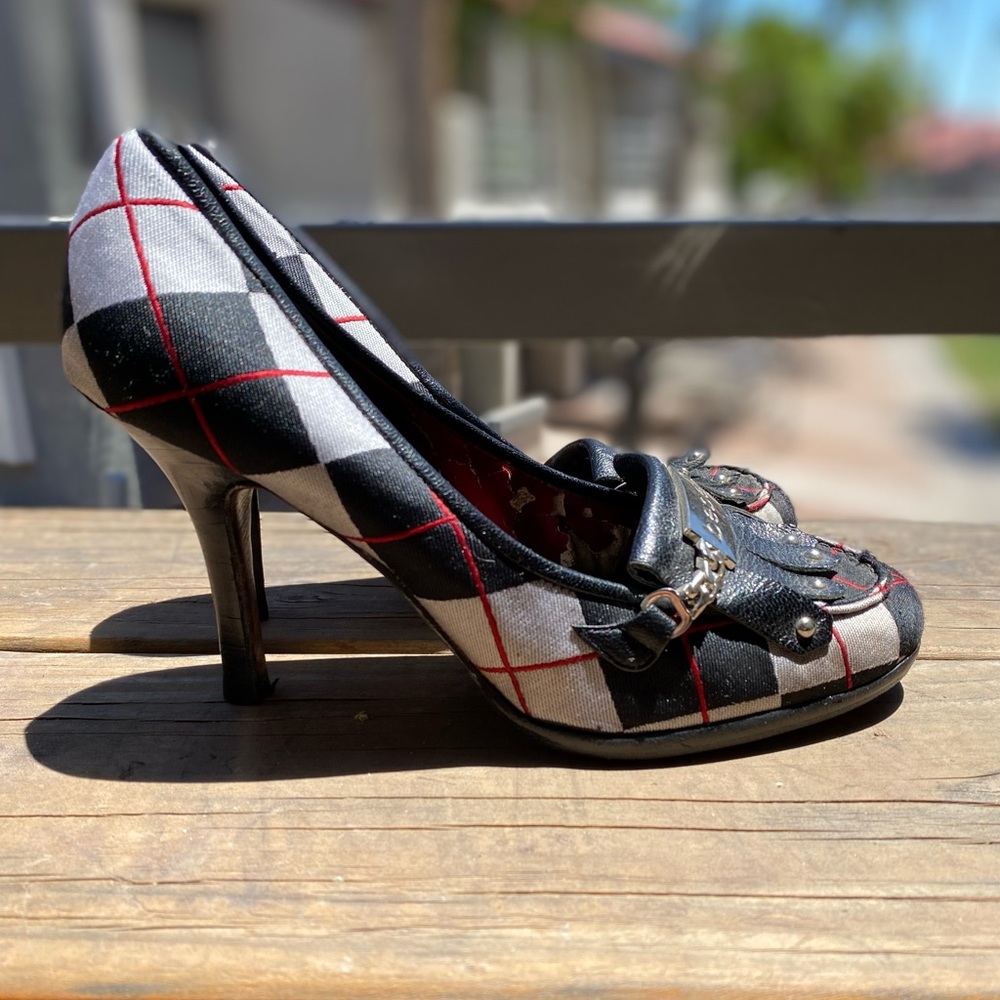 Vintage Bebe heels